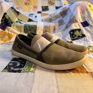 Teva Willow Olive Green Nubuck Slip-On Sneakers - Size 10